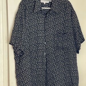 Perry Ellis Black and White Casual Button Down Shirt